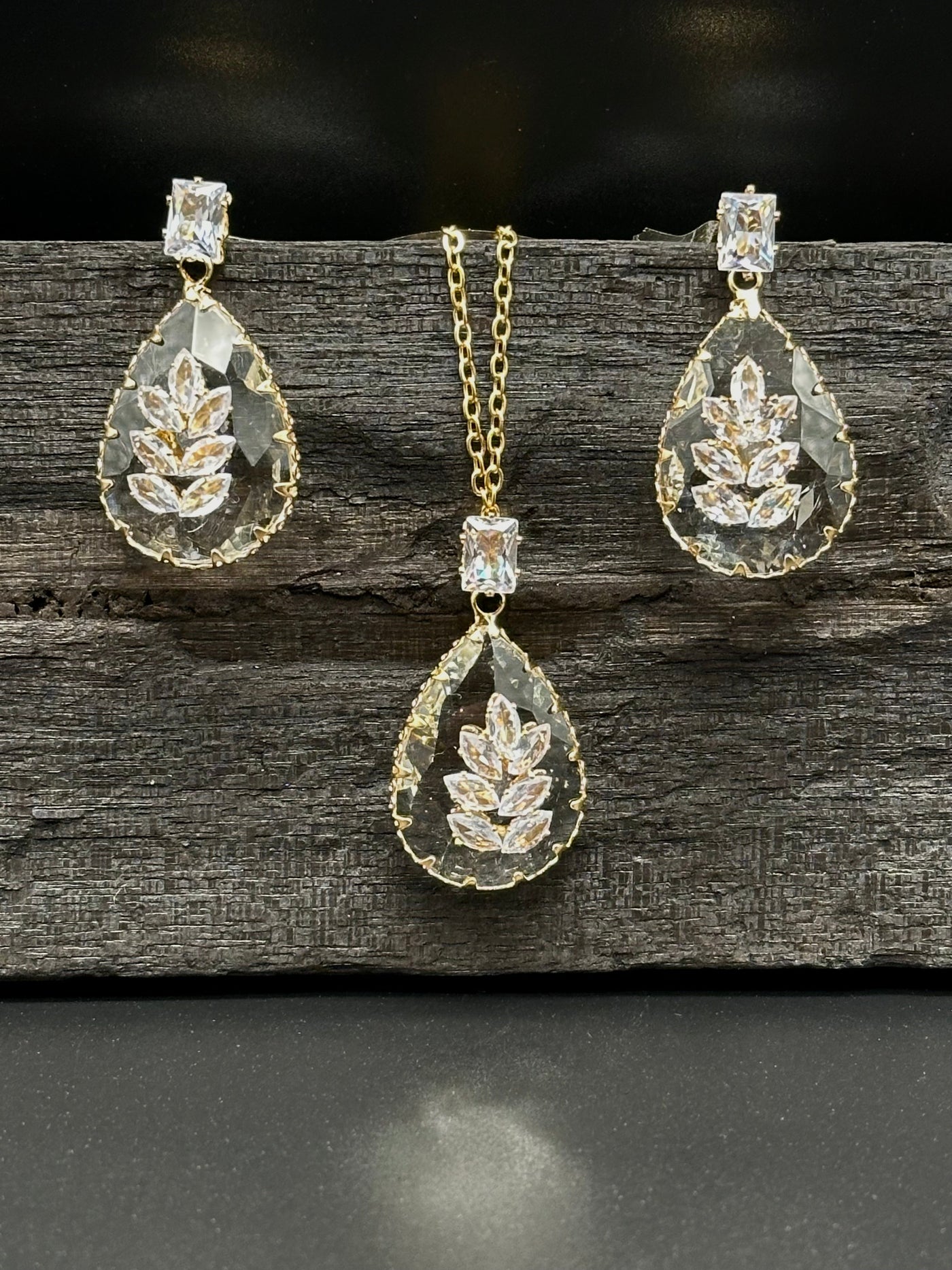 Water drop crystal necklace set