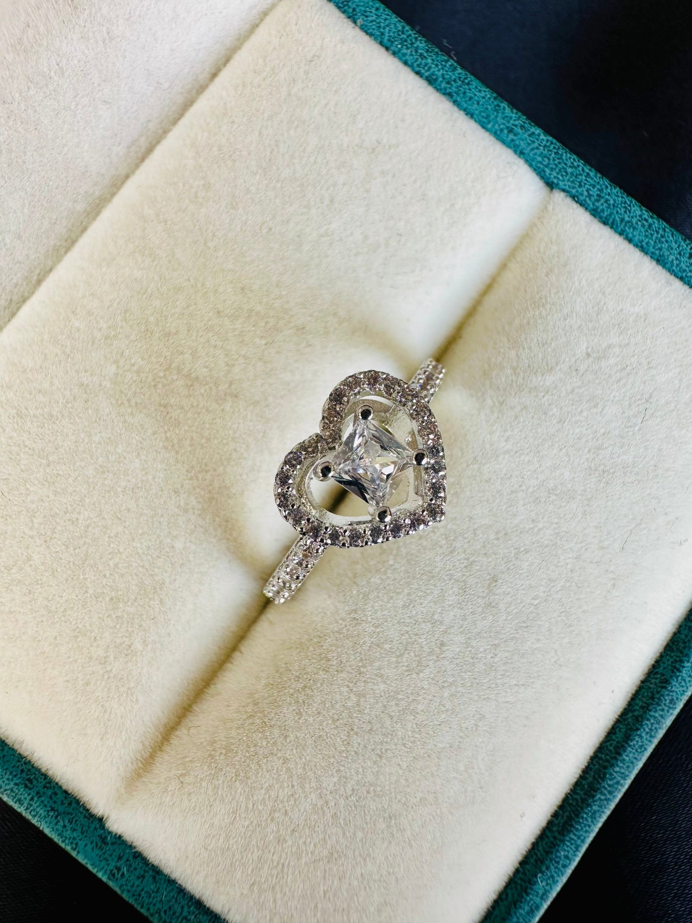 Classic heart shape ring