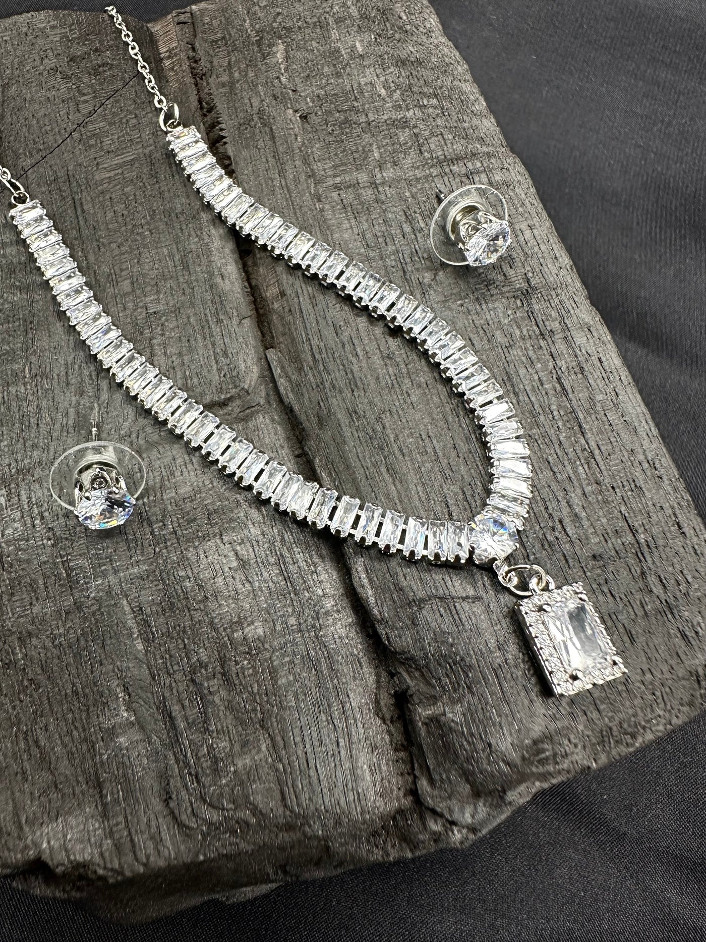 Geometry shape necklace set