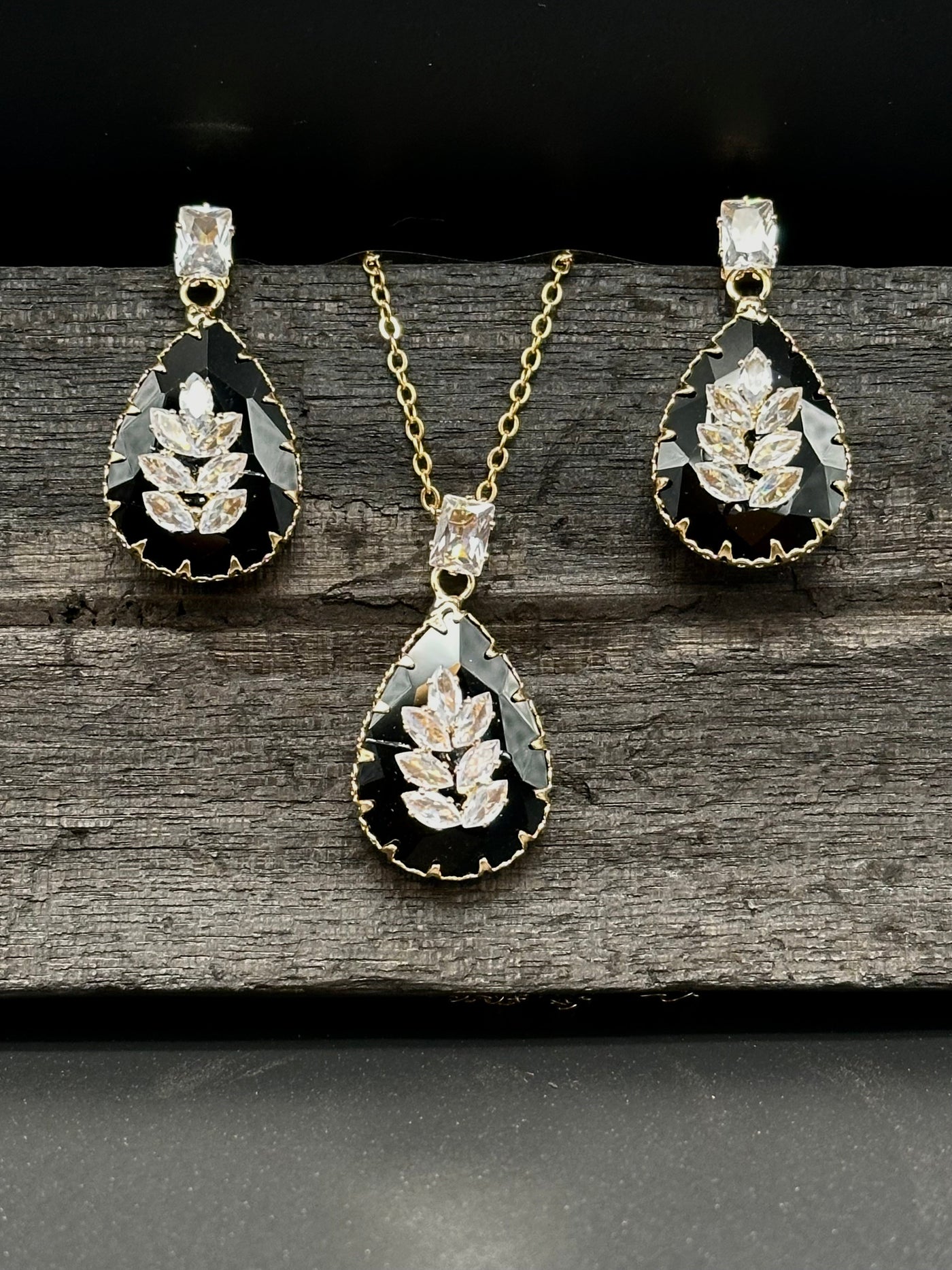 Water drop crystal necklace set