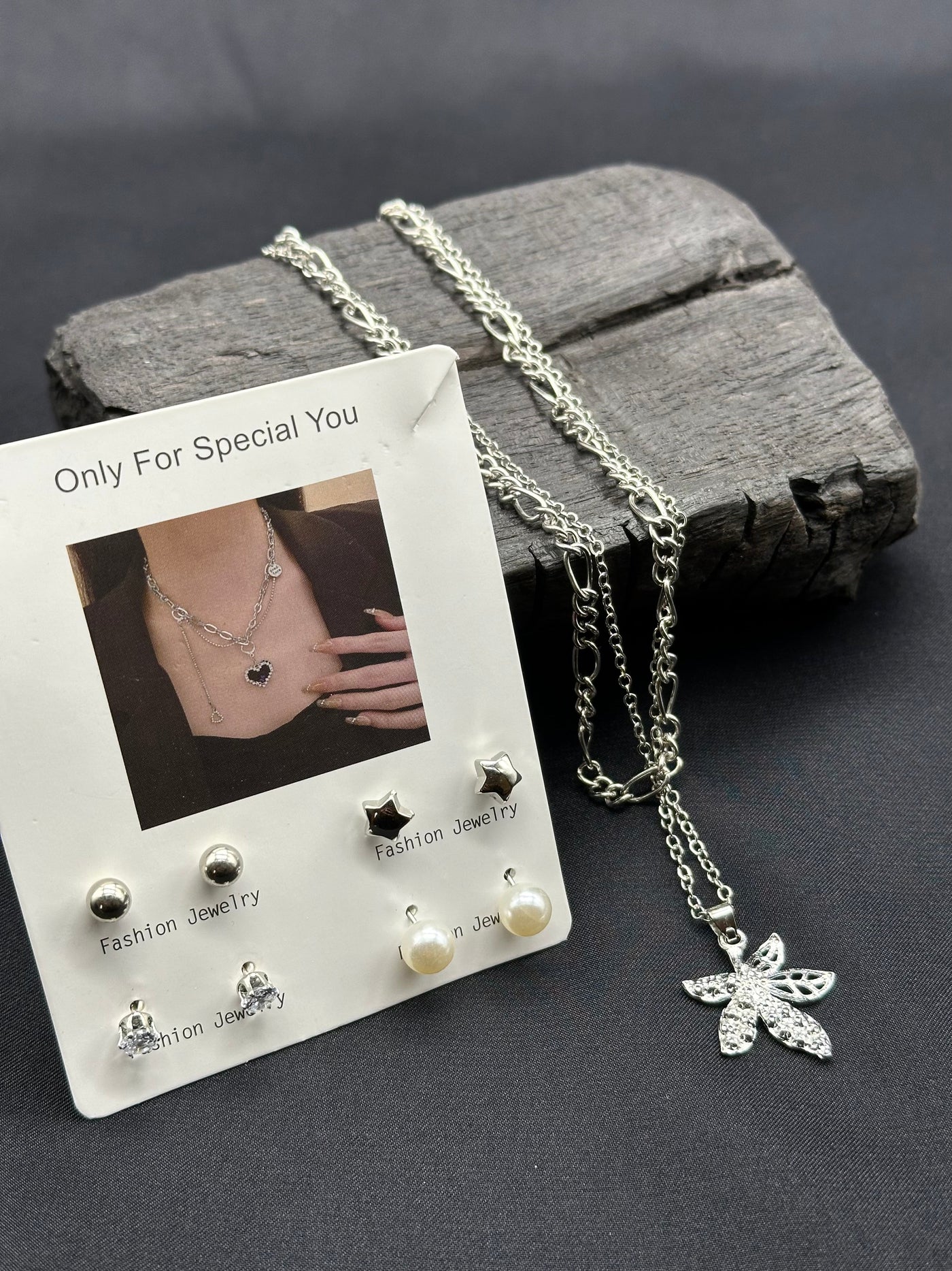 Earrings & necklace