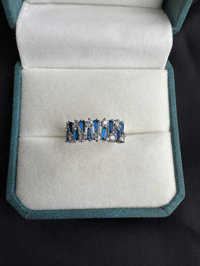 Sparkle cubic ring