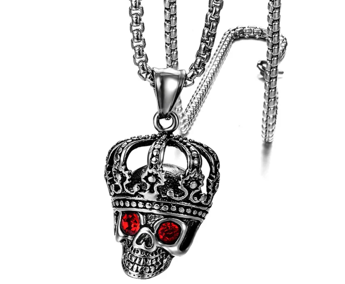 Skull pendant