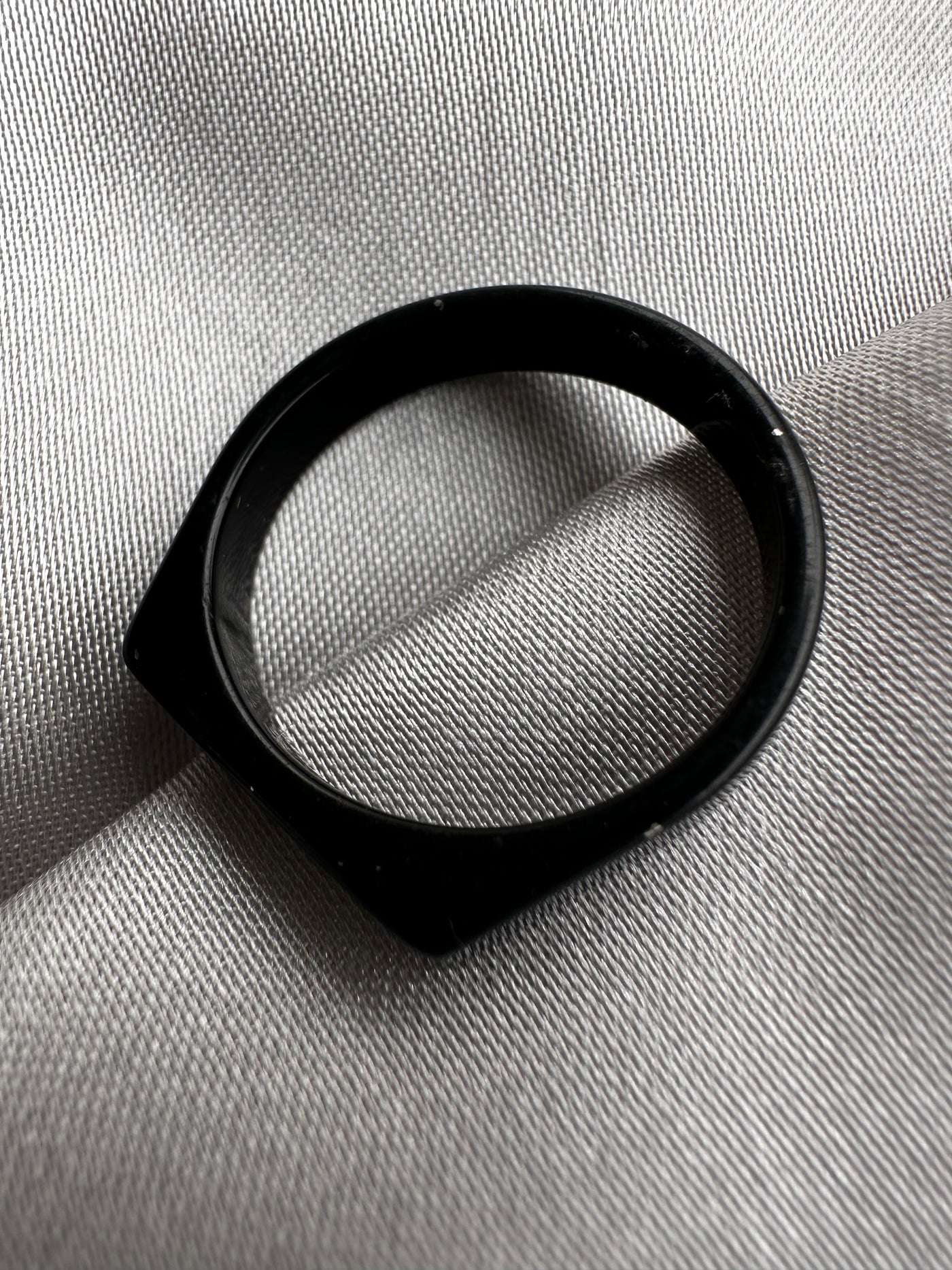 Elysian Ring black