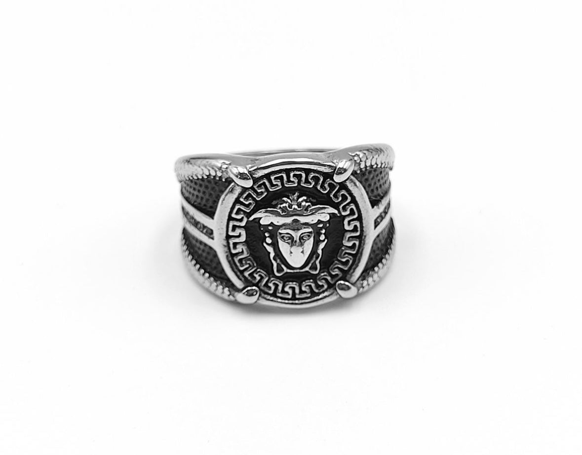 Medusa Ring